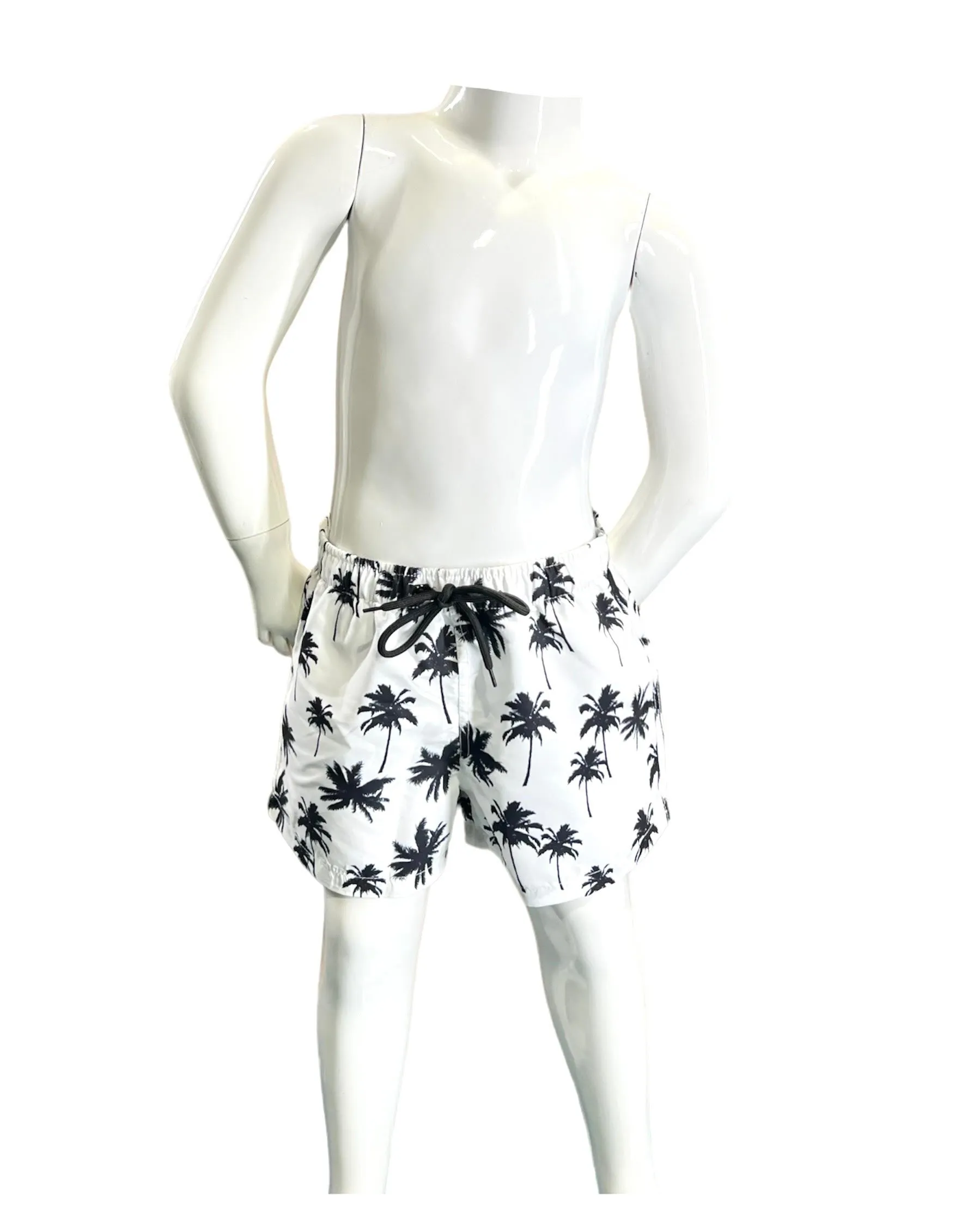 F1814-Black Palms on White